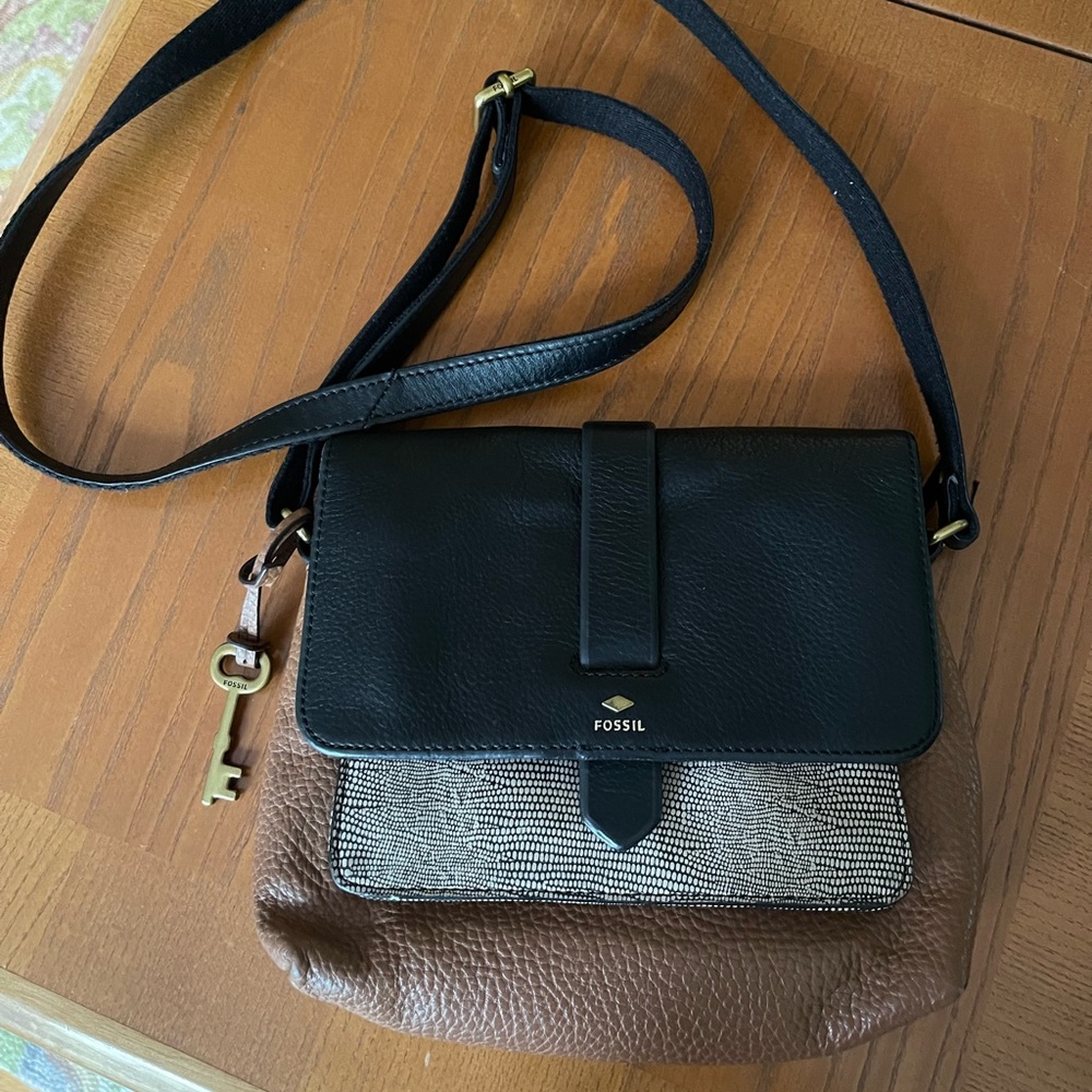 Fossil leather shoulder bag